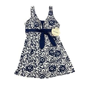 Wantdo Women's One Piece Blue White Floral Swimsuit Size 12-14 Swimdress Nylon